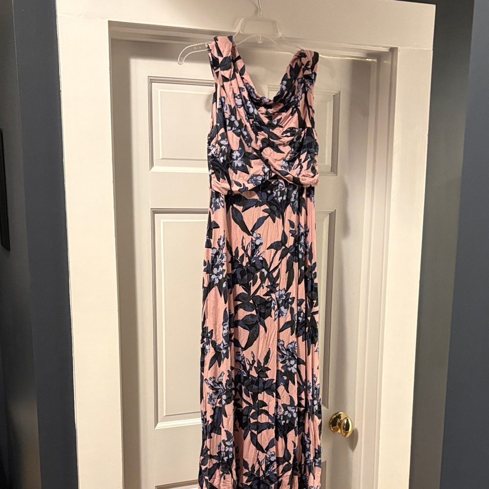 A Pea in the Pod Floral Pink Maxi Dress